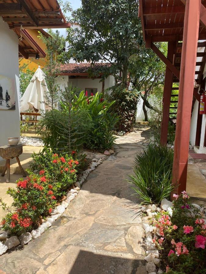 Alto Paraíso de Goiás Pousada Flor De Debora מראה חיצוני תמונה